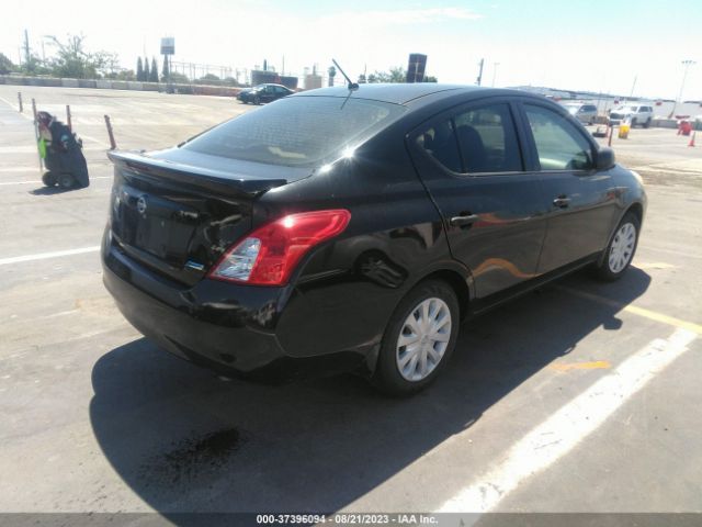 3N1CN7AP8EL813733 Nissan Versa S Plus