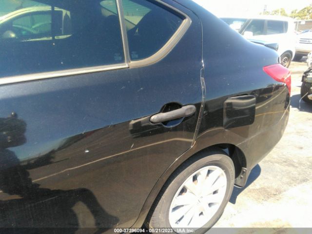 3N1CN7AP8EL813733 Nissan Versa S Plus