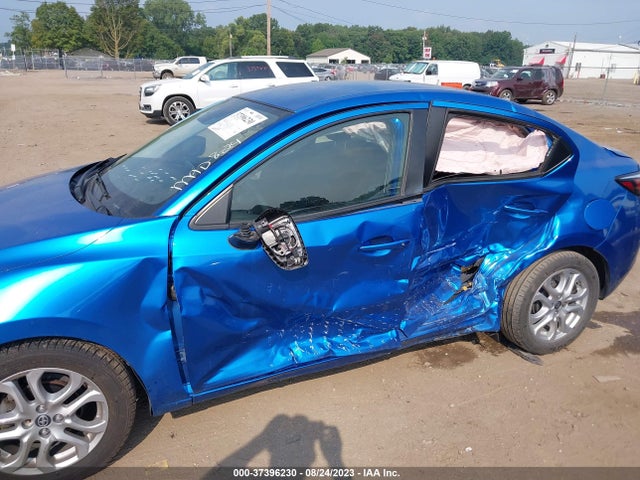 3MYDLBZV2GY133718 Scion IA