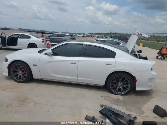 2C3CDXEJ8GH174372 Dodge Charger Srt 392