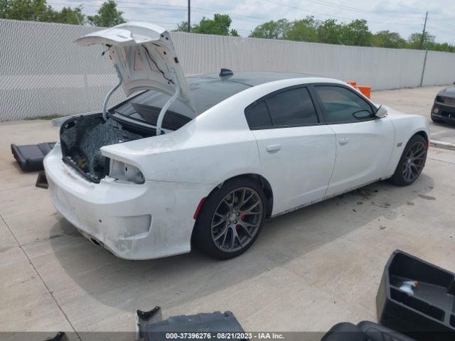 2C3CDXEJ8GH174372 Dodge Charger Srt 392