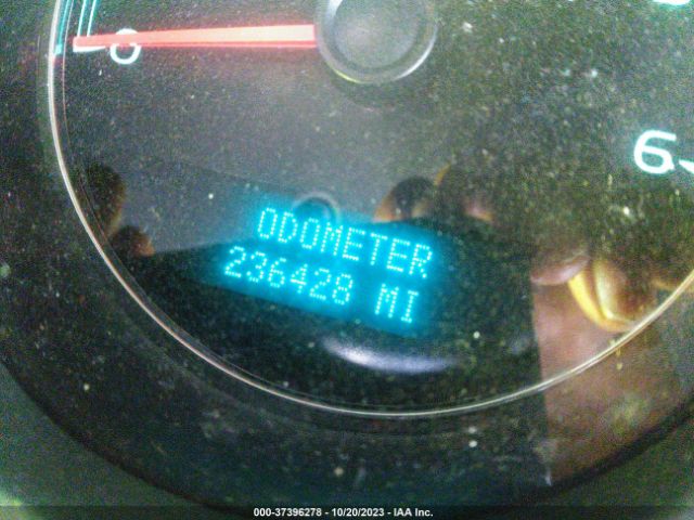 2007 CHEVROLET SUBURBAN 3GNFK16367G121902 Photo 6