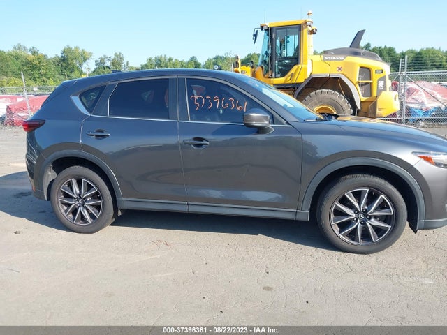 2018 MAZDA CX-5 TOURING VIN: JM3KFBCM2J0406615