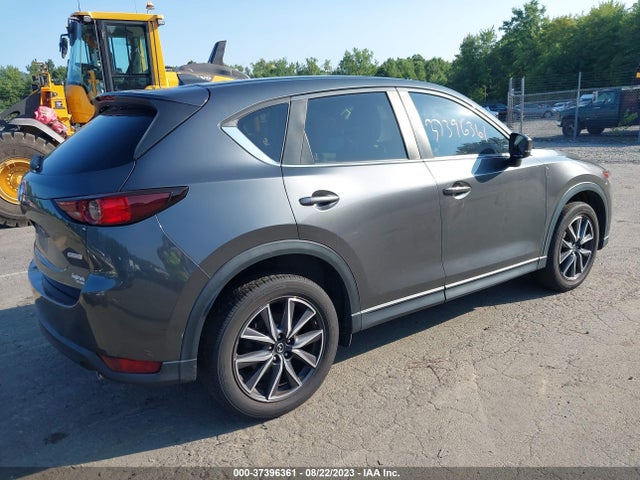 2018 MAZDA CX-5 TOURING VIN: JM3KFBCM2J0406615