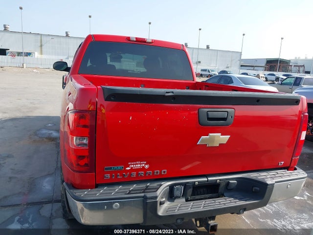 2011 CHEVROLET SILVERADO 1500 LT VIN: 3GCPKSE32BG303304