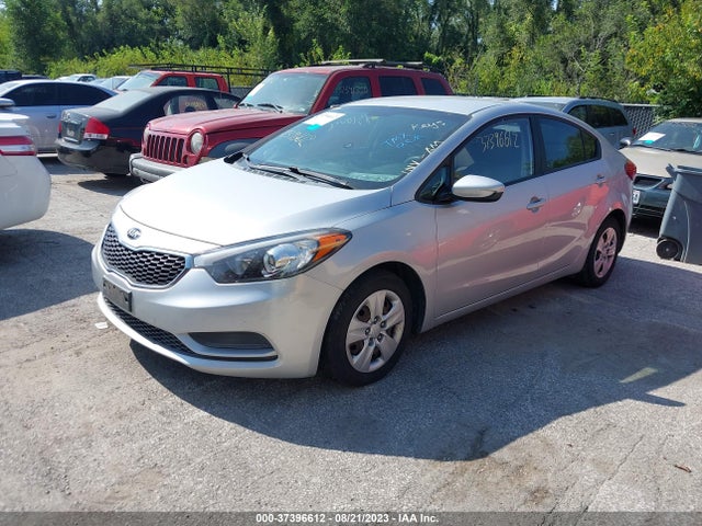 KIA FORTE LX 2015 KNAFK4A68F5358647 Image 2