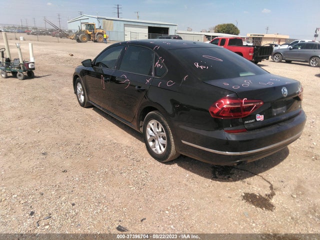 2018 VOLKSWAGEN PASSAT 2.0T S/R-LINE VIN: 1VWAA7A38JC043694