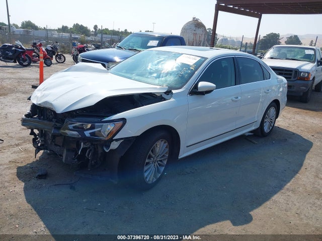 1VWBT7A32GC048459 Volkswagen Passat 1.8t Se