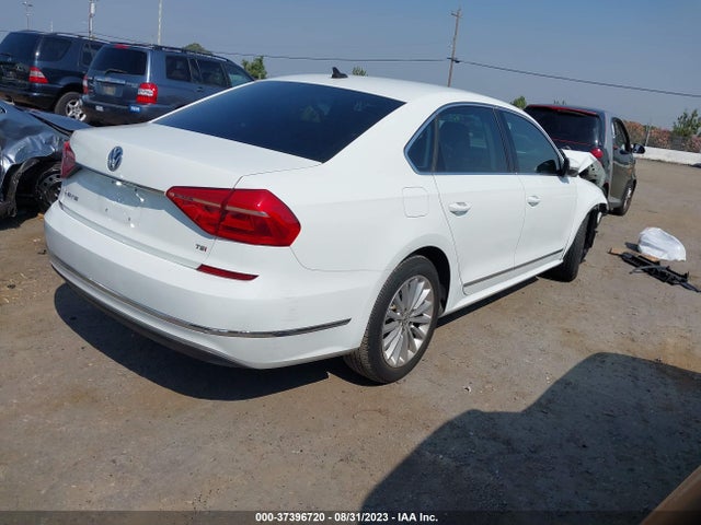 1VWBT7A32GC048459 Volkswagen Passat 1.8t Se