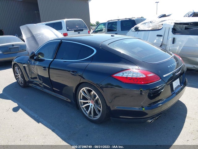 2011 PORSCHE PANAMERA WP0AB2A79BL060124 Photo 2
