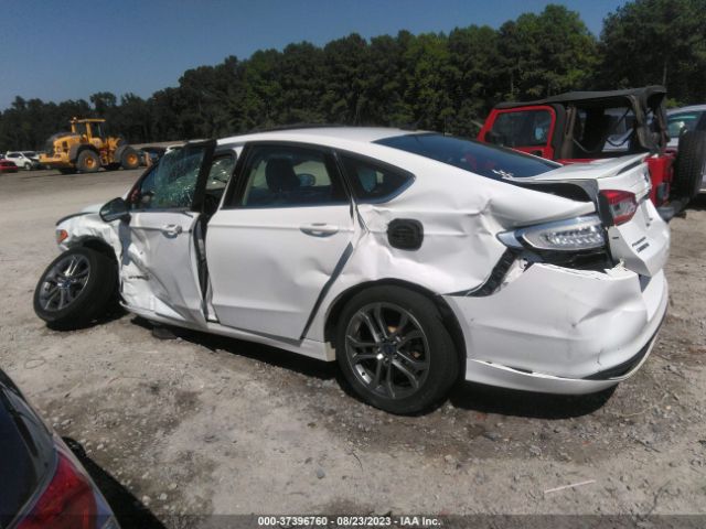3FA6P0LU6HR325046 Ford Fusion Hybrid Se
