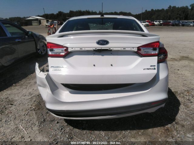 3FA6P0LU6HR325046 Ford Fusion Hybrid Se