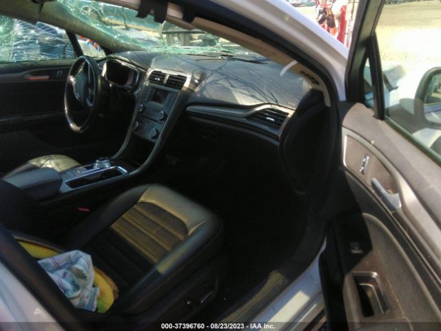 3FA6P0LU6HR325046 Ford Fusion Hybrid Se