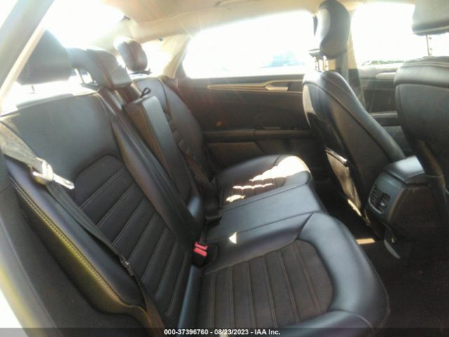 3FA6P0LU6HR325046 Ford Fusion Hybrid Se