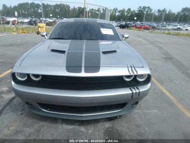 2C3CDZAG5GH256274 Dodge Challenger Sxt