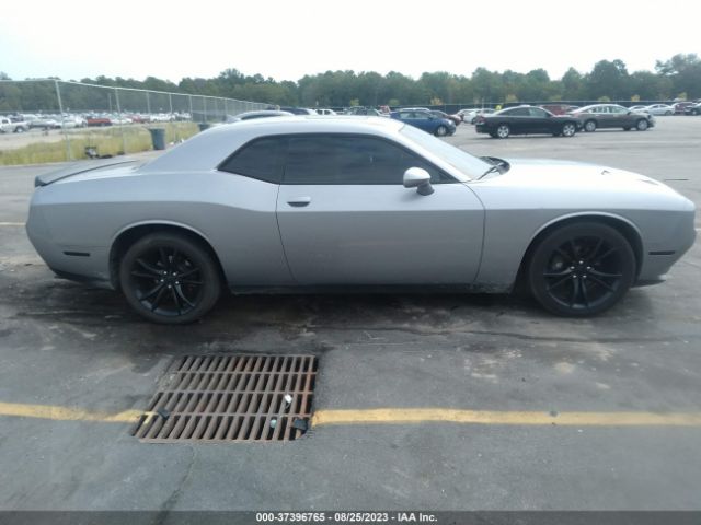 2C3CDZAG5GH256274 Dodge Challenger Sxt