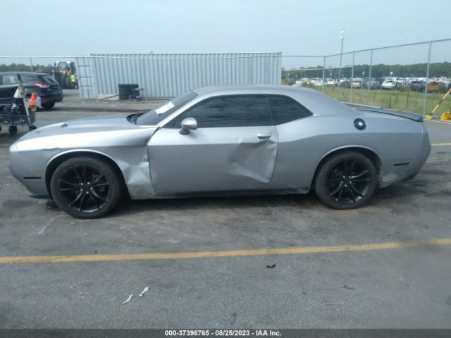 2C3CDZAG5GH256274 Dodge Challenger Sxt