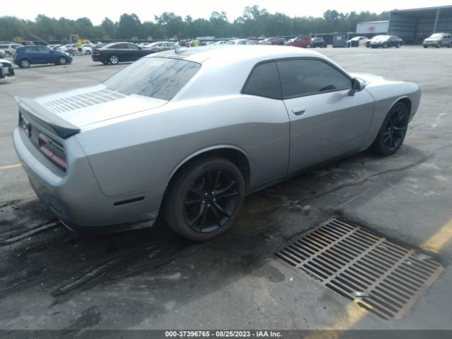 2C3CDZAG5GH256274 Dodge Challenger Sxt