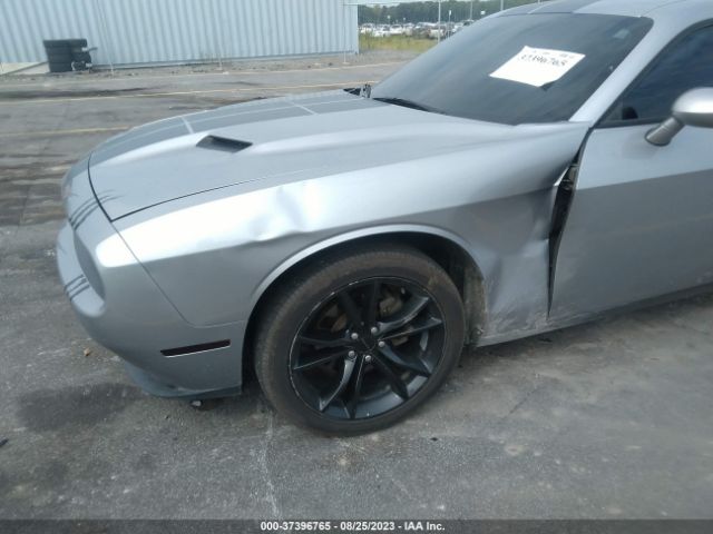 2C3CDZAG5GH256274 Dodge Challenger Sxt