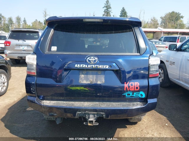 Toyota 4RUNNER SR5 2018 JTEBU5JR8J5596787 Image 15
