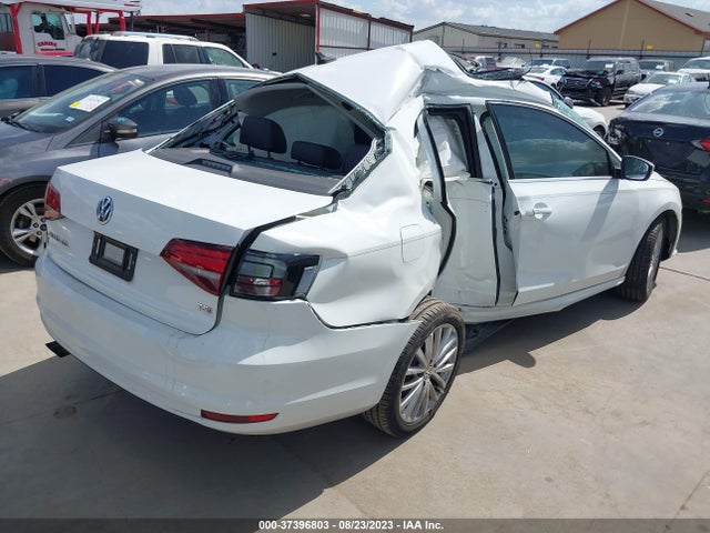 3VWL07AJ0GM219932 Volkswagen Jetta Sedan 1.8t Sel