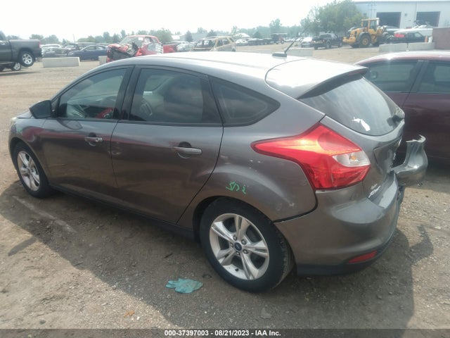 Ford FOCUS SE 2014 1FADP3K26EL138120 Image 3