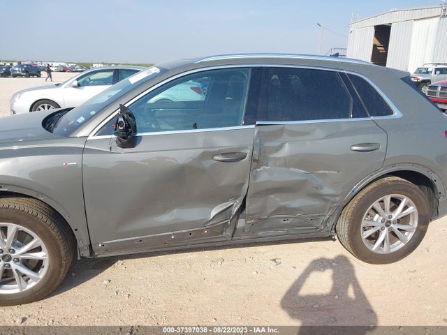 WA1DECF37P1120897 Audi Q3 S Line Premium