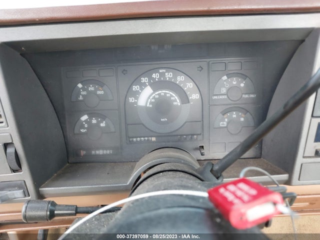 1989 CHEVROLET GMT-400 C1500 VIN: 1GCDC14KXKE177428