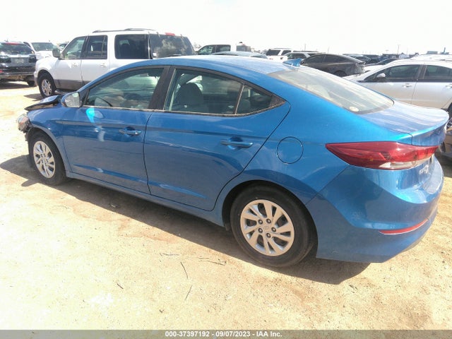 Hyundai ELANTRA SE 2017 KMHD74LFXHU431658 Image 3
