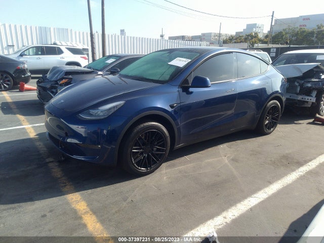 5YJYGDED9MF192754 Tesla Model Y Standard Range