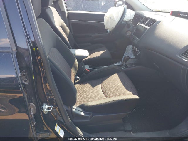 JA4AR3AUXKU025796 Mitsubishi Outlander Sport 2.0