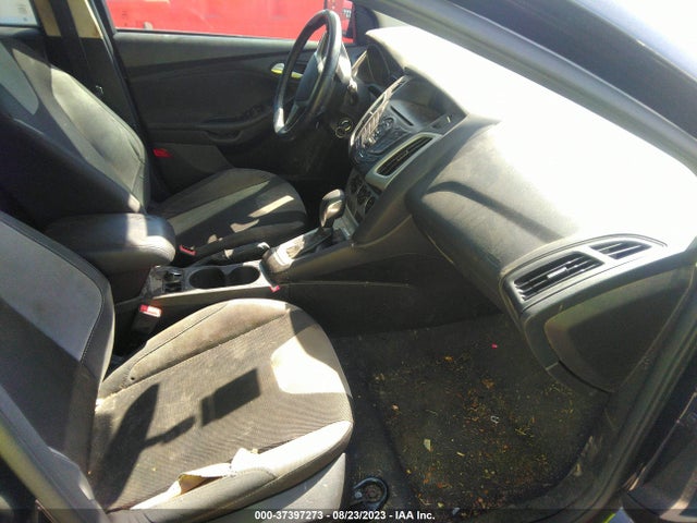 Ford FOCUS SE 2014 1FADP3K27EL293422 Image 6