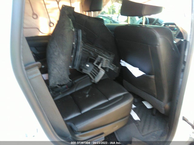 Chevrolet Tahoe Lt 2018 1GNSCBKC9JR391642 Image 14
