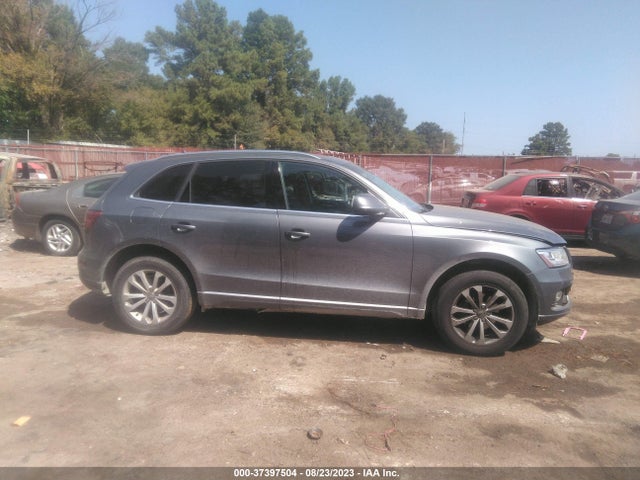 WA1LFAFP9EA056486 Audi Q5 Premium Plus