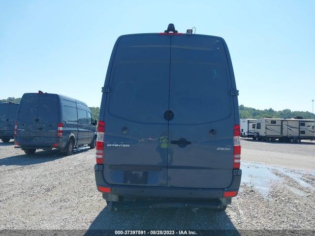 2018 Mercedes-Benz Sprinter, VIN: WD3PE7CD1JP638283