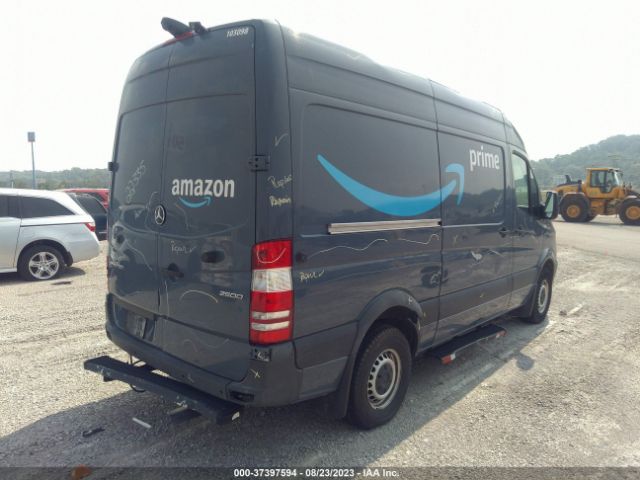 WD3PE7CD8JP631993 Mercedes-Benz SPRINTER CARGO VAN