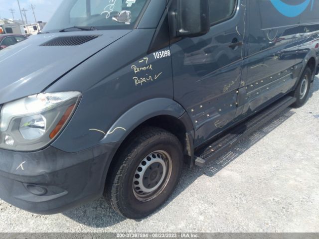WD3PE7CD8JP631993 Mercedes-Benz SPRINTER CARGO VAN