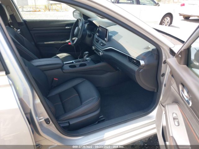 1N4BL4CVXMN334937 Nissan Altima 2.5 Sr