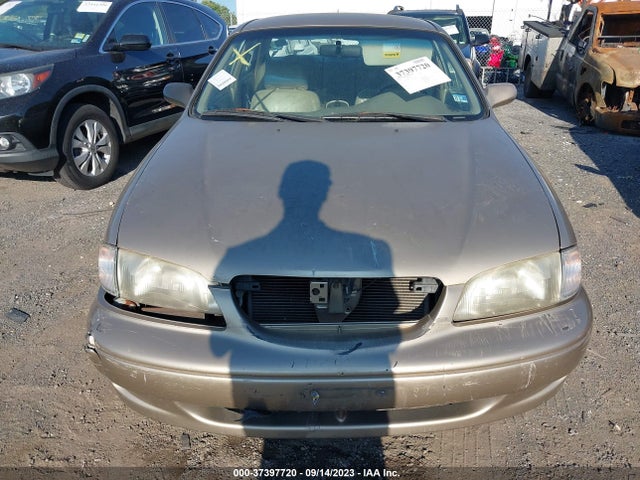 1998 MAZDA 626 DX/LX VIN: 1YVGF22C8W5750347