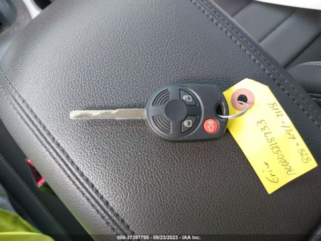 1FMCU0GX9FUC01056 Ford ESCAPE SE