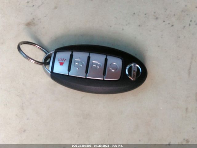 JN1BJ1CR3HW138312 Nissan Rogue Sport Sl
