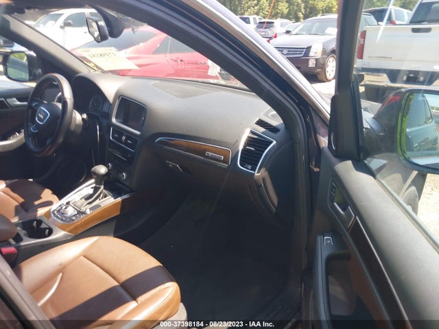 WA1LFAFP0EA092972 Audi Q5 Premium Plus
