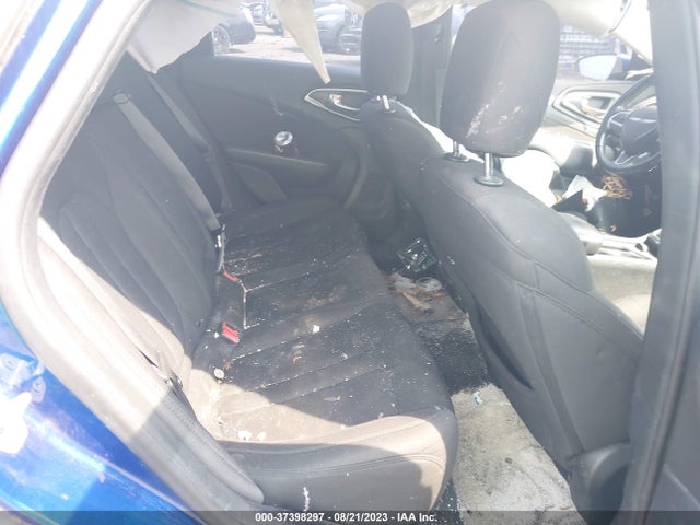 1C3CCCAB6FN538255 Chrysler 200 Limited