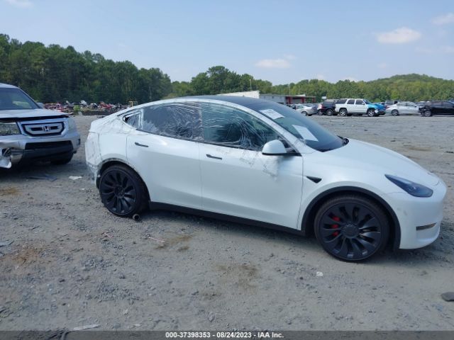 7SAYGDEF8NF517531 Tesla Model Y Performance
