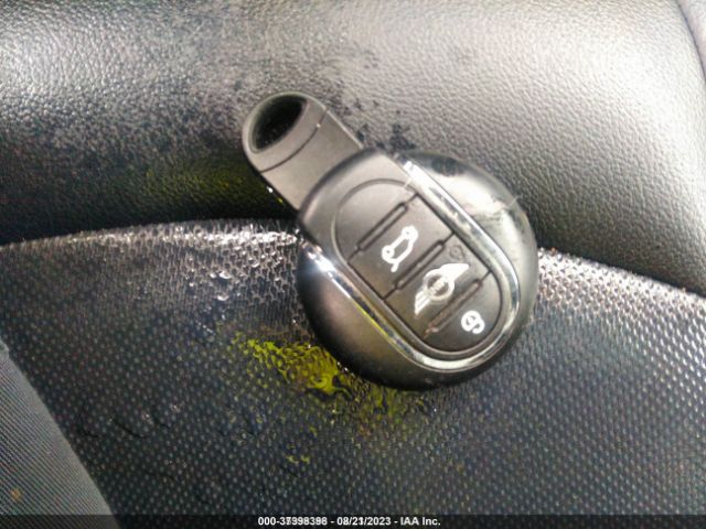 2017 MINI COUNTRYMAN WMZYV5C36H3E01377 Photo 10