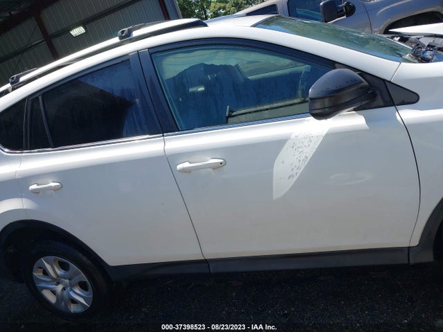Toyota RAV4 LE 2014 JTMBFREV2ED079123 Image 13