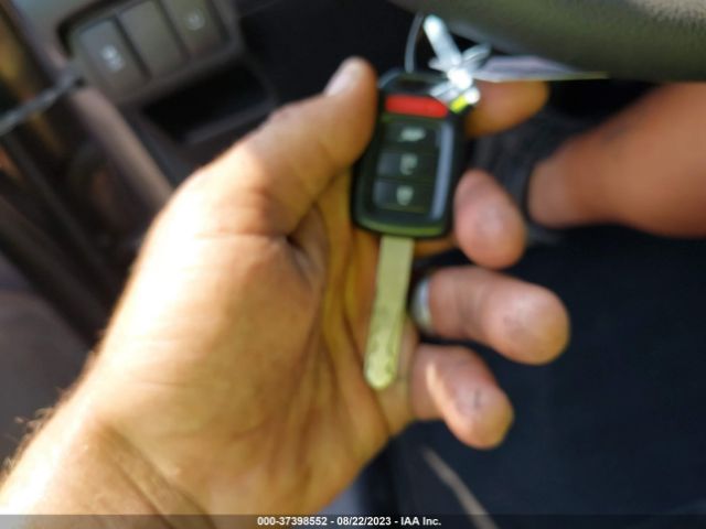 2HKRM4H47GH672922 Honda CR-V SE