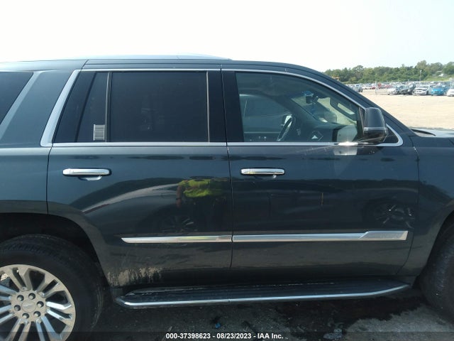 1GYS3BKJ5KR337208 Cadillac Escalade Luxury