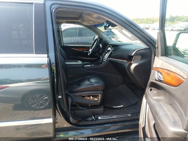 1GYS3BKJ5KR337208 Cadillac Escalade Luxury