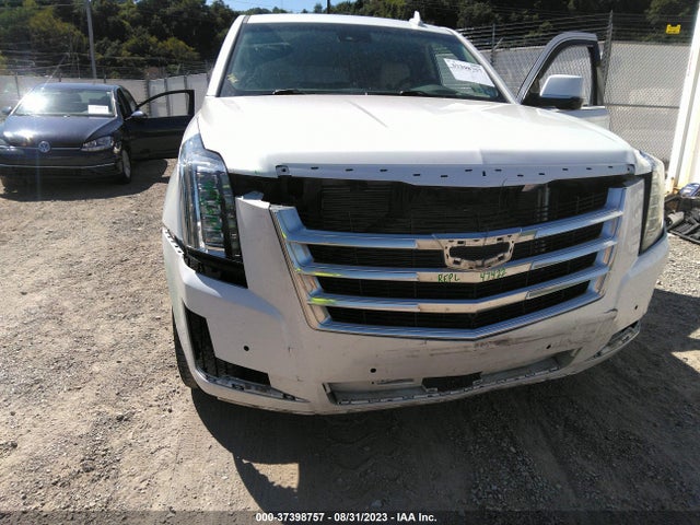 1GYS4BKJ3GR477827 Cadillac Escalade Luxury Collection